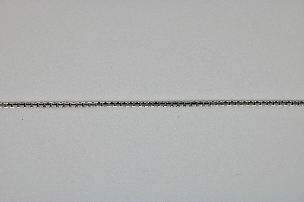 Square white gold bracelet