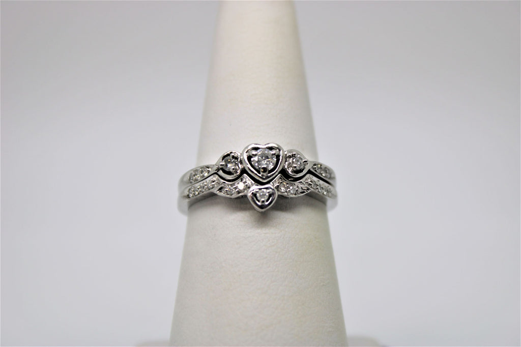 Engagement ring and bangle set in white gold