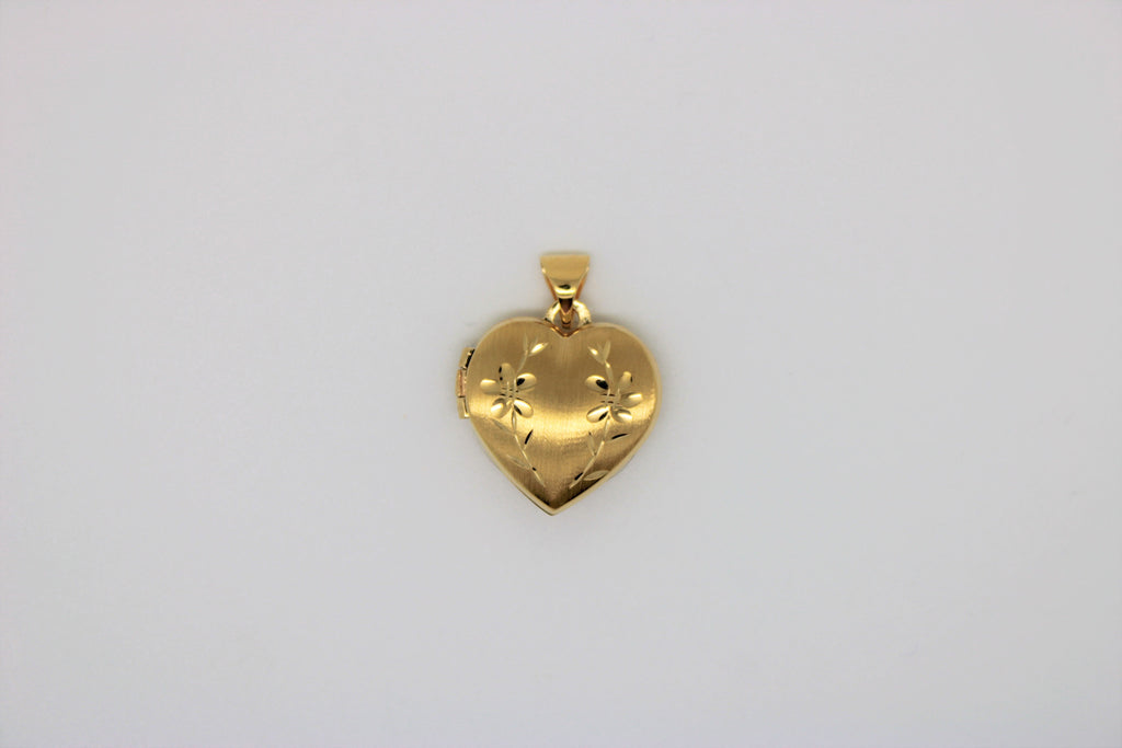 Gold heart pendant