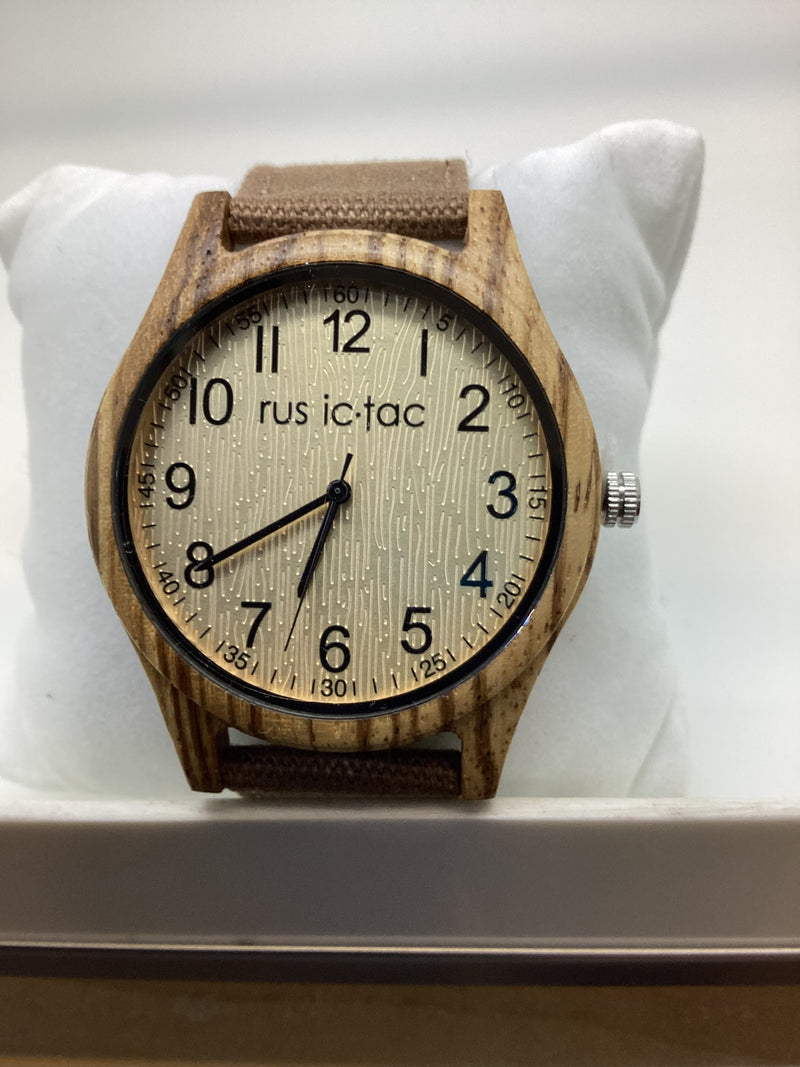 Montre en bois
