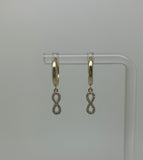 Boucles d'oreilles avec signes infini