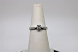 Solitaire engagement ring in white gold (diamonds)