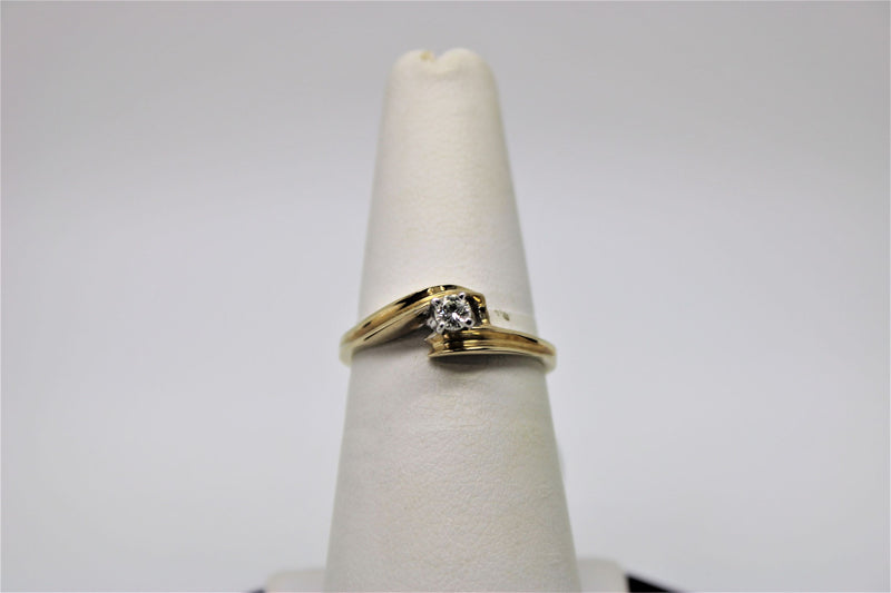 2-tone engagement ring and bangle set (diamond)