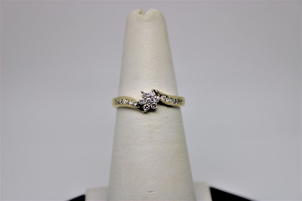 Gold Engagement Ring With Diamonds