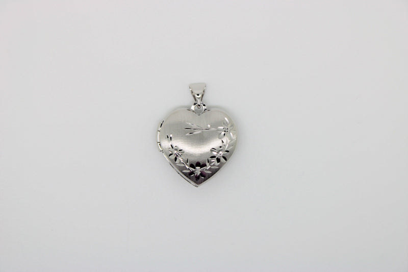 White gold heart pendant