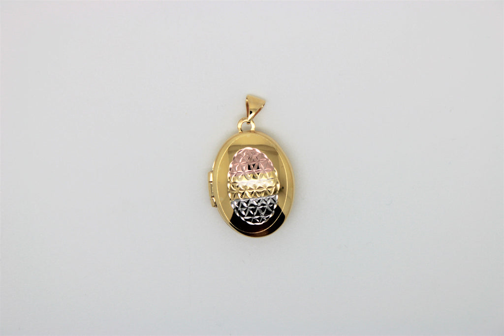 3 tone oval gold pendant