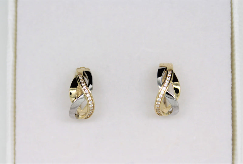 2 tones gold earring with stones